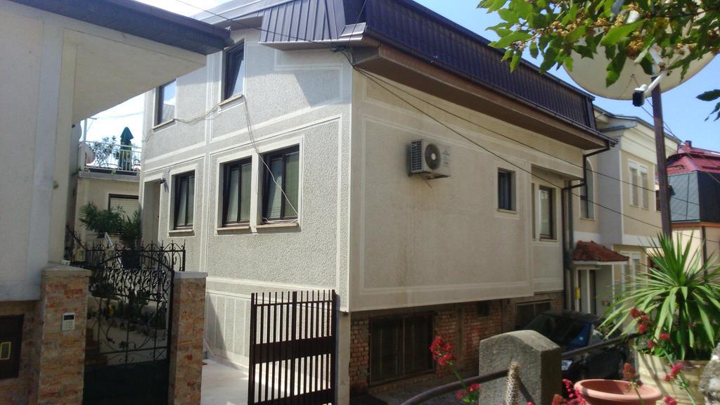 אוהריד Apartments Novel Town Square מראה חיצוני תמונה